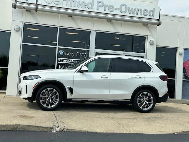 Certified Used 2024 Mineral White Metallic BMW xDrive40i image 5