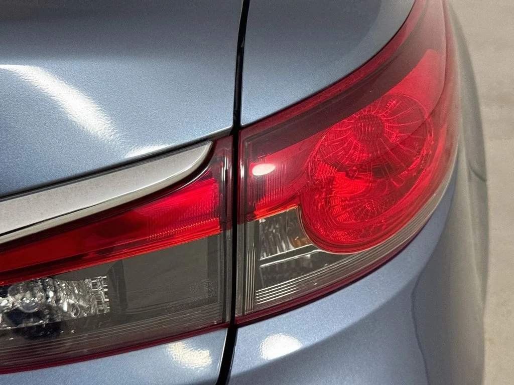 Used 2015 Blue Reflex Mica Mazda i Touring image 30