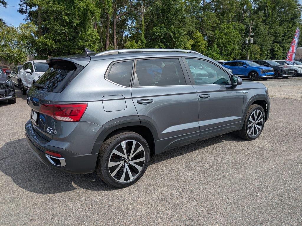 Used 2024 Gray Volkswagen 1.5T SE image 4