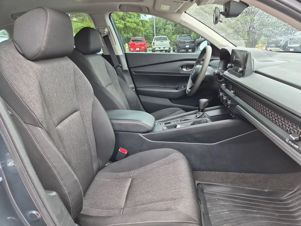 Used 2024 Gray Honda EX image 37