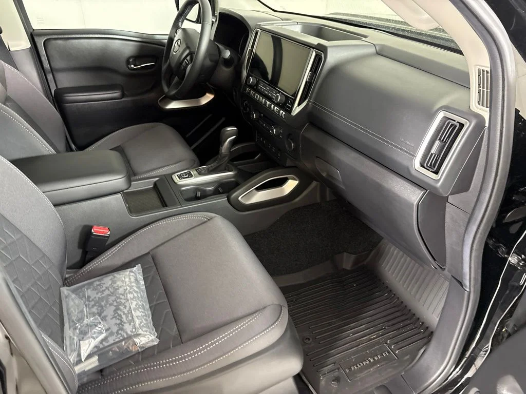 New 2026 Super Black Nissan Crew Cab SV image 16
