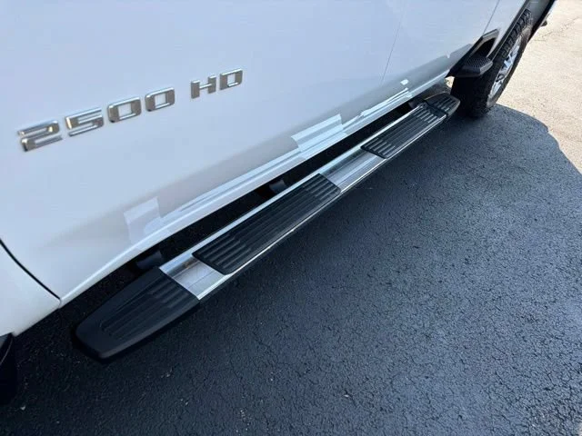Used 2026 Summit White Chevrolet LT image 11