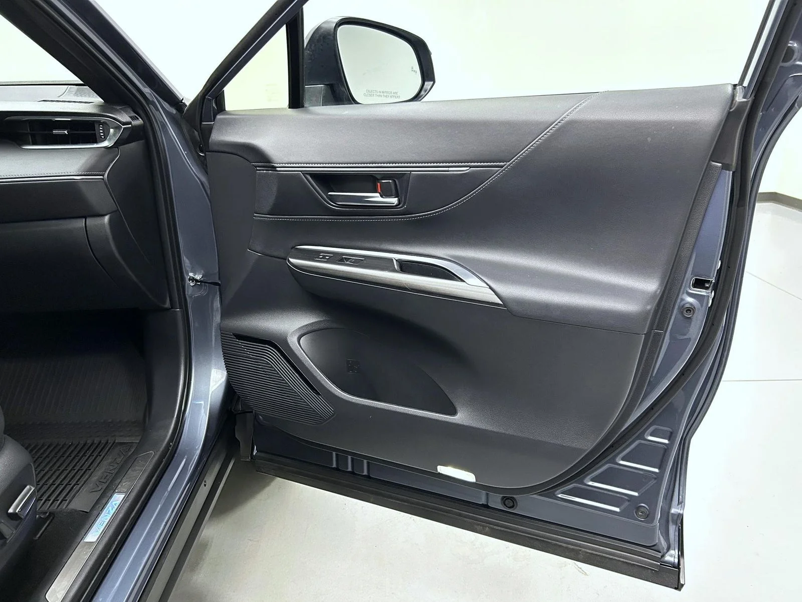 Used 2023 Gray Toyota Limited image 16