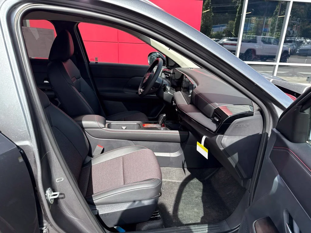 2026 Nissan KICKS SR AWD - Photo 9