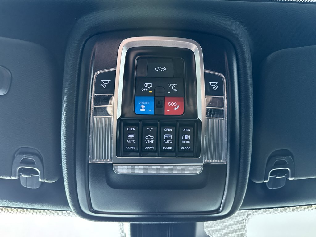 New 2026 Canyon Lake Exterior Paint RAM Laramie image 33
