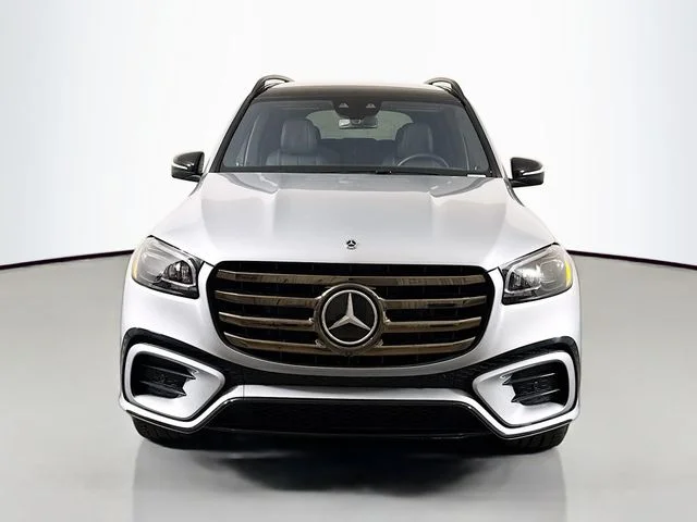 Used 2025 Silver Mercedes-Benz GLS 580 image 2