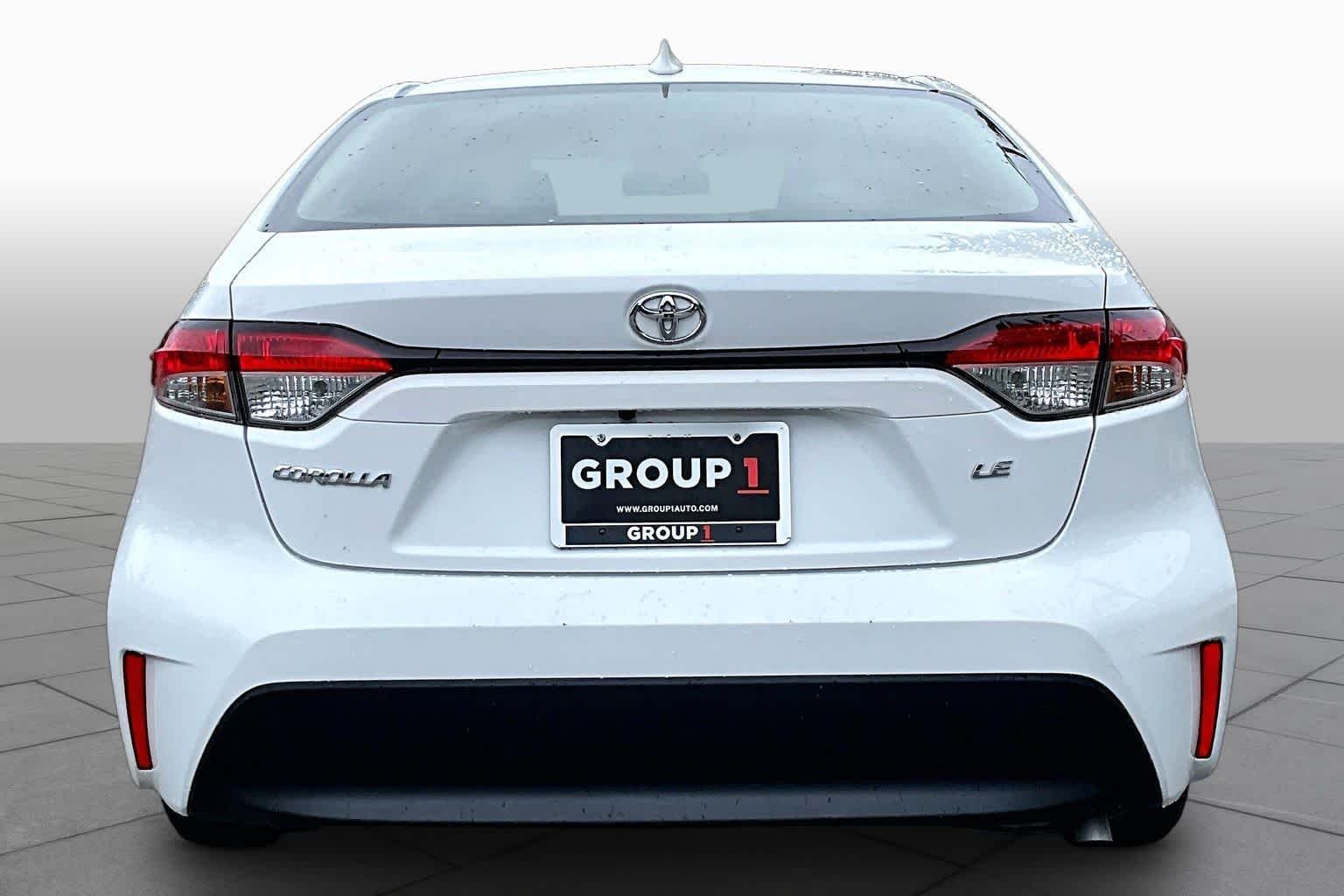 Used 2024 Ice Cap Toyota LE image 5