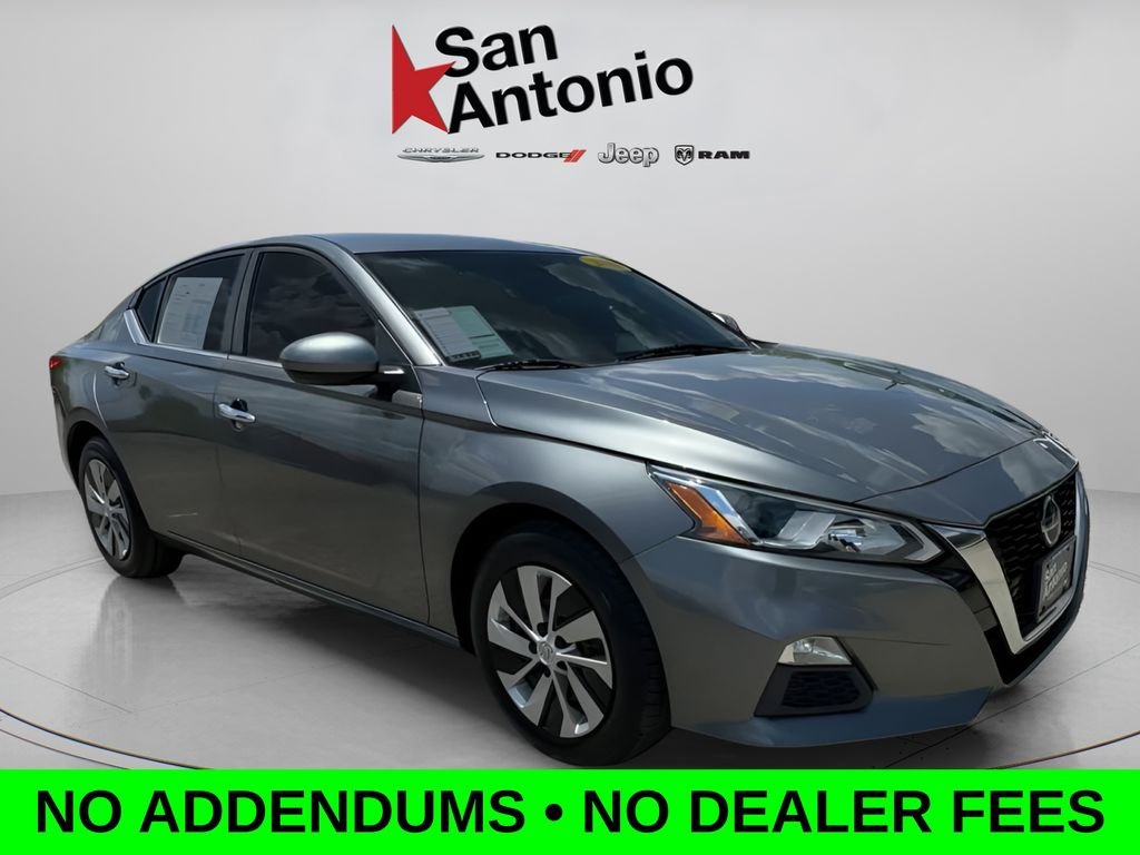 Used 2021 Gray Nissan 2.5 S image 1