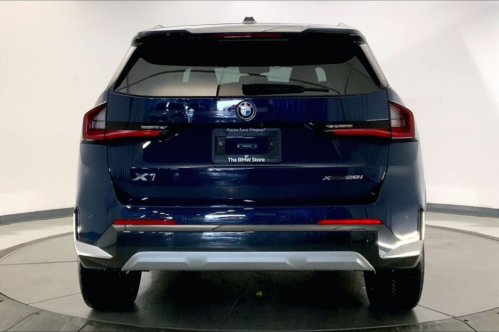 New 2027 Night Dusk Blue Metallic BMW xDrive28i image 3