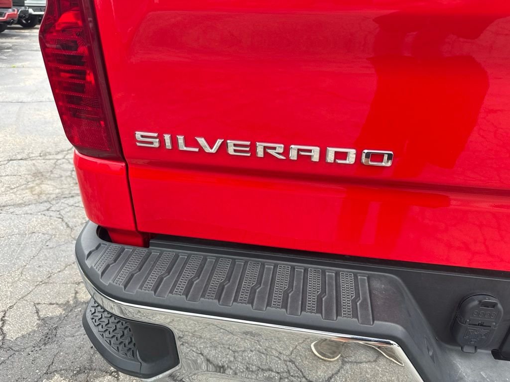 Used 2026 Red Chevrolet LT image 17