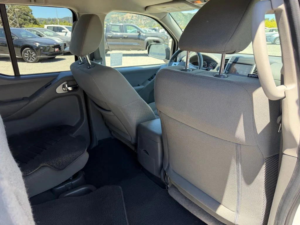 Used 2021 White Nissan SV image 11
