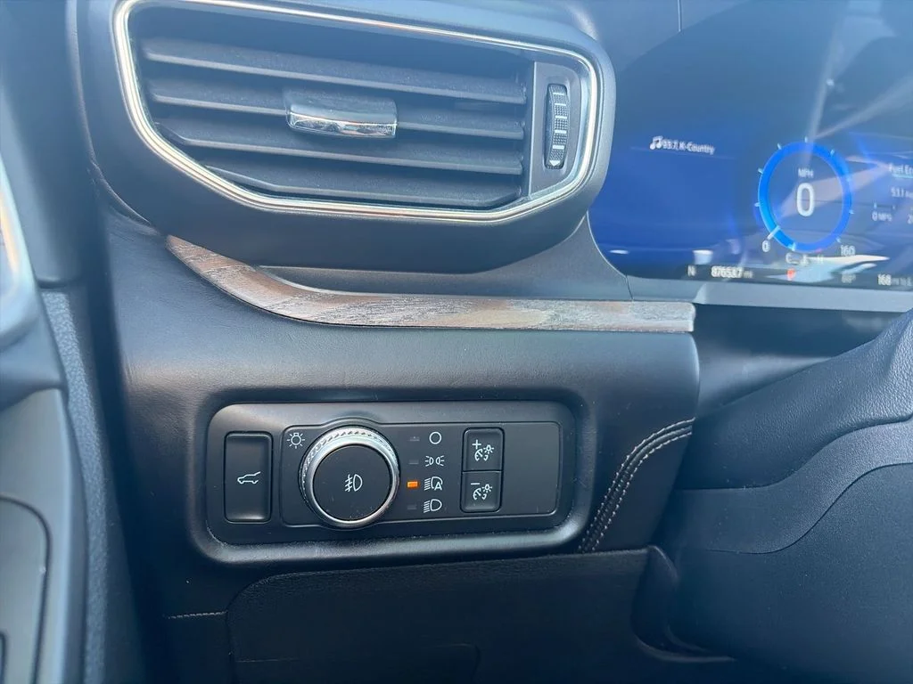 Used 2020 Blue Ford Platinum image 24