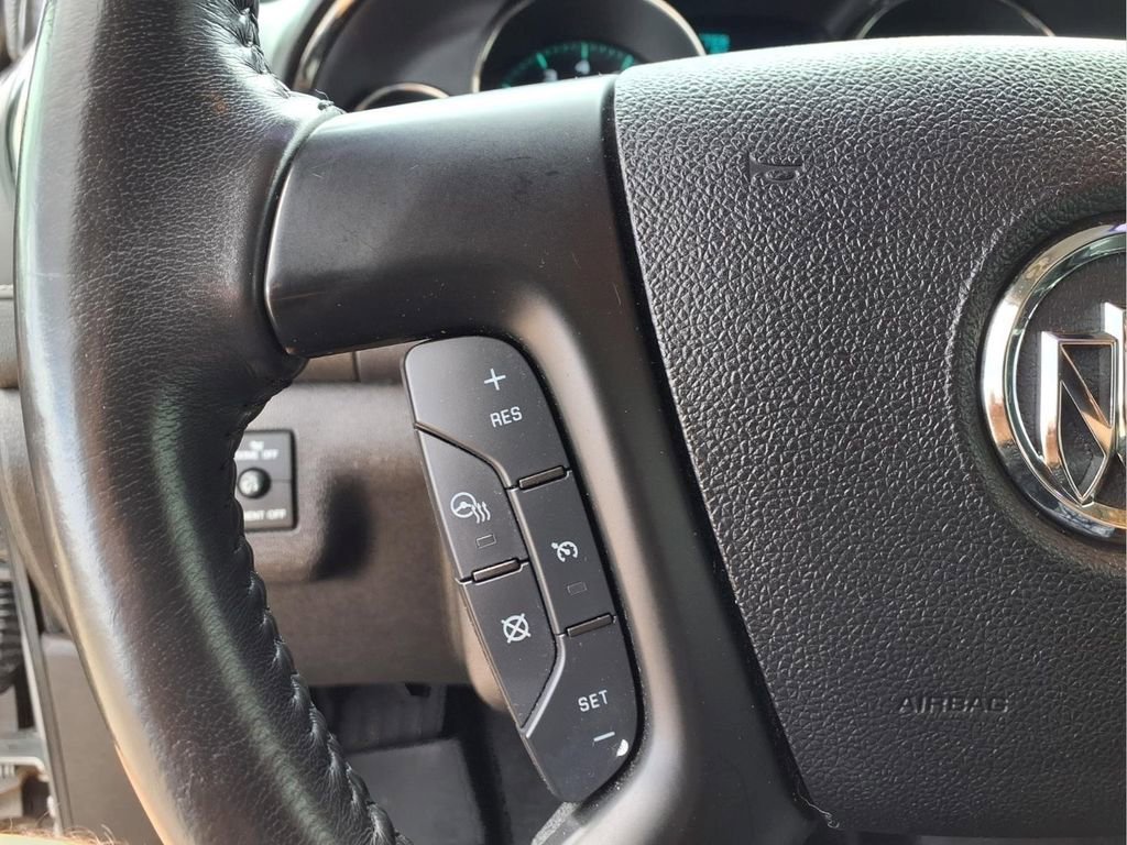 Used 2016 QUICKSILVER METALLIC Buick Leather image 19