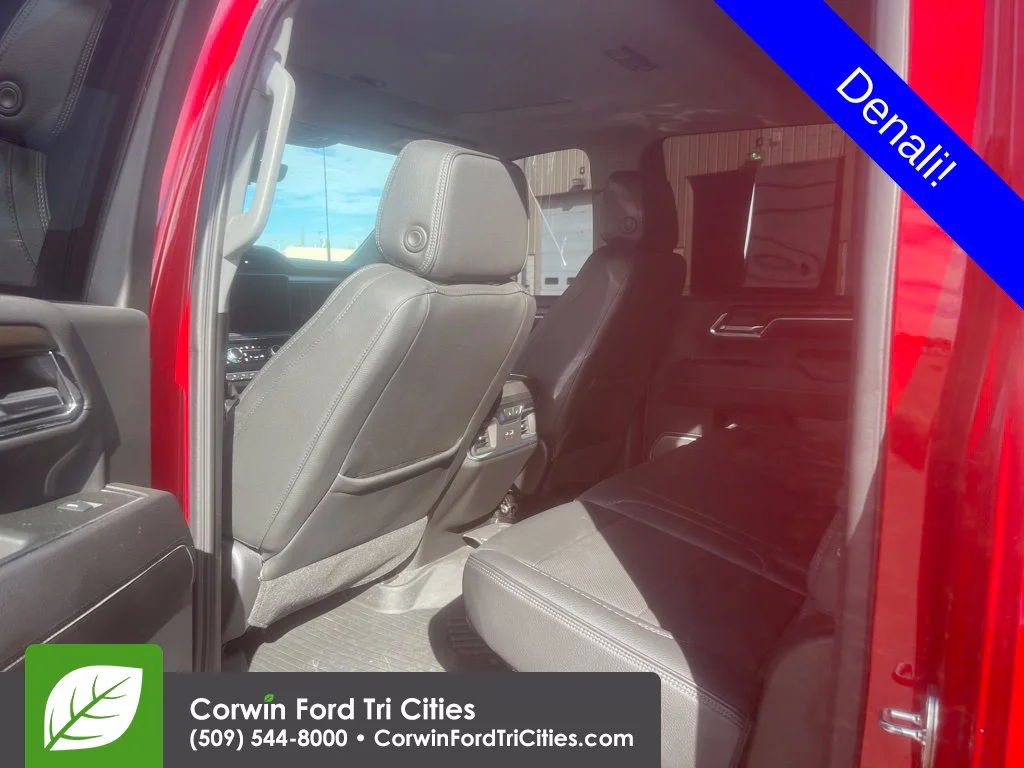 Used 2024 Volcanic Red GMC Denali image 3