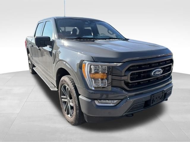Used 2021  Ford XLT image 2