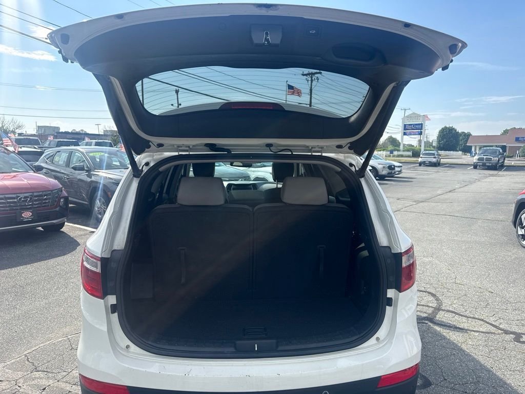 2016 Hyundai Santa Fe SE - Photo 14