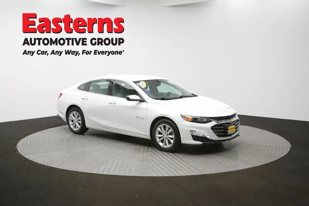 Used 2022 White Chevrolet LT image 45