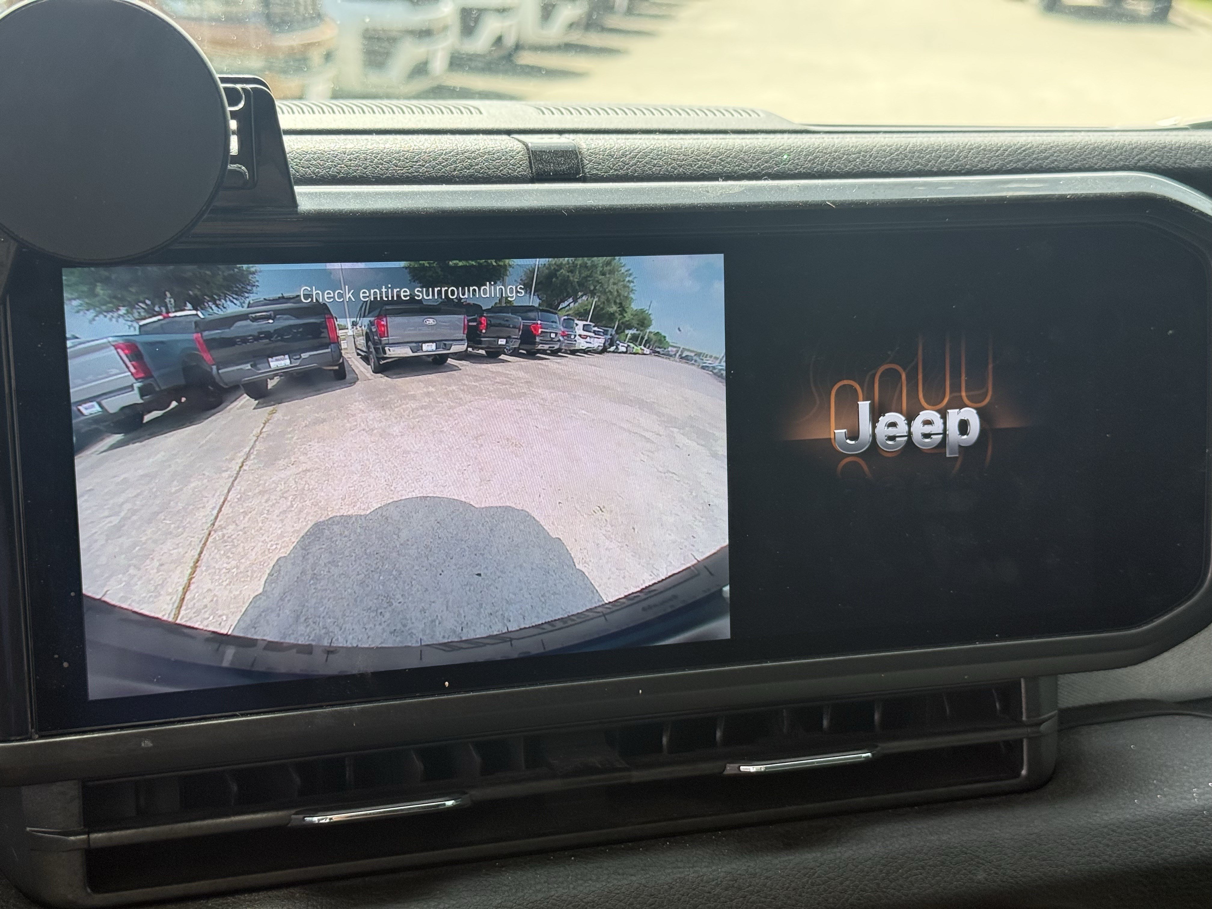 Used 2025 Mojito Clearcoat Jeep Sport image 21