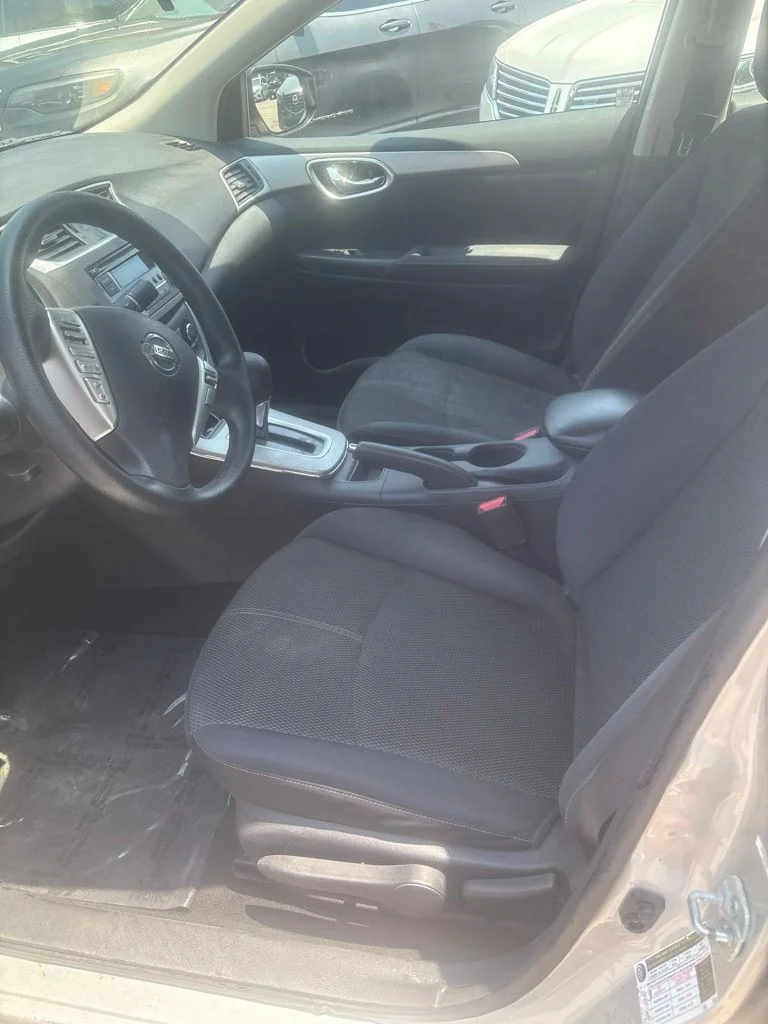 Used 2015 Silver Nissan S image 21