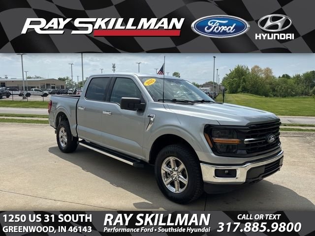 Used 2025 Silver Ford XLT image 1