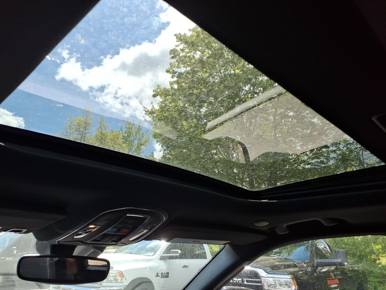Used 2023 Gray Jeep Altitude X image 17