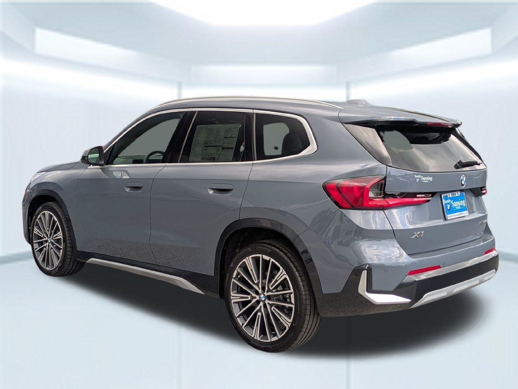 New 2027 Storm Bay Metallic BMW xDrive28i image 3