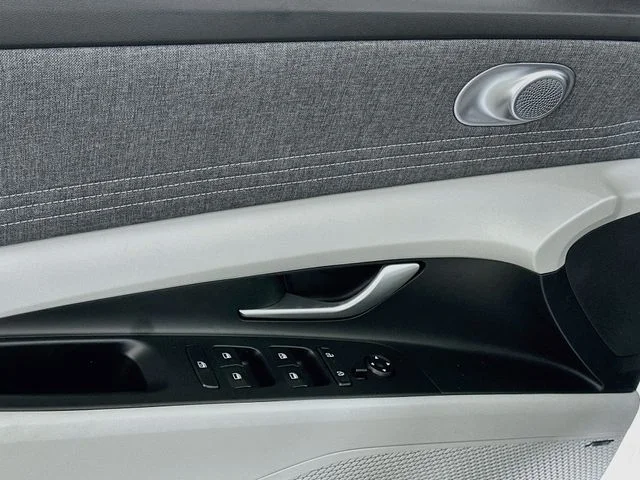 New 2026 Hyundai ELANTRA Limited