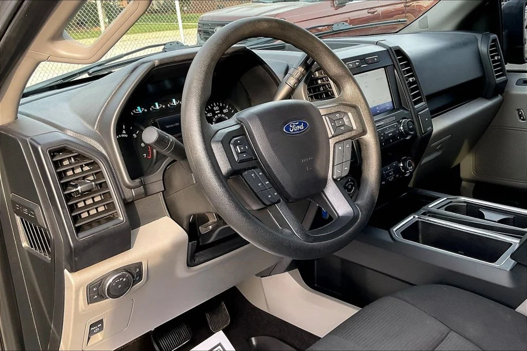 Used 2020 Silver Metallic Ford XL image 13