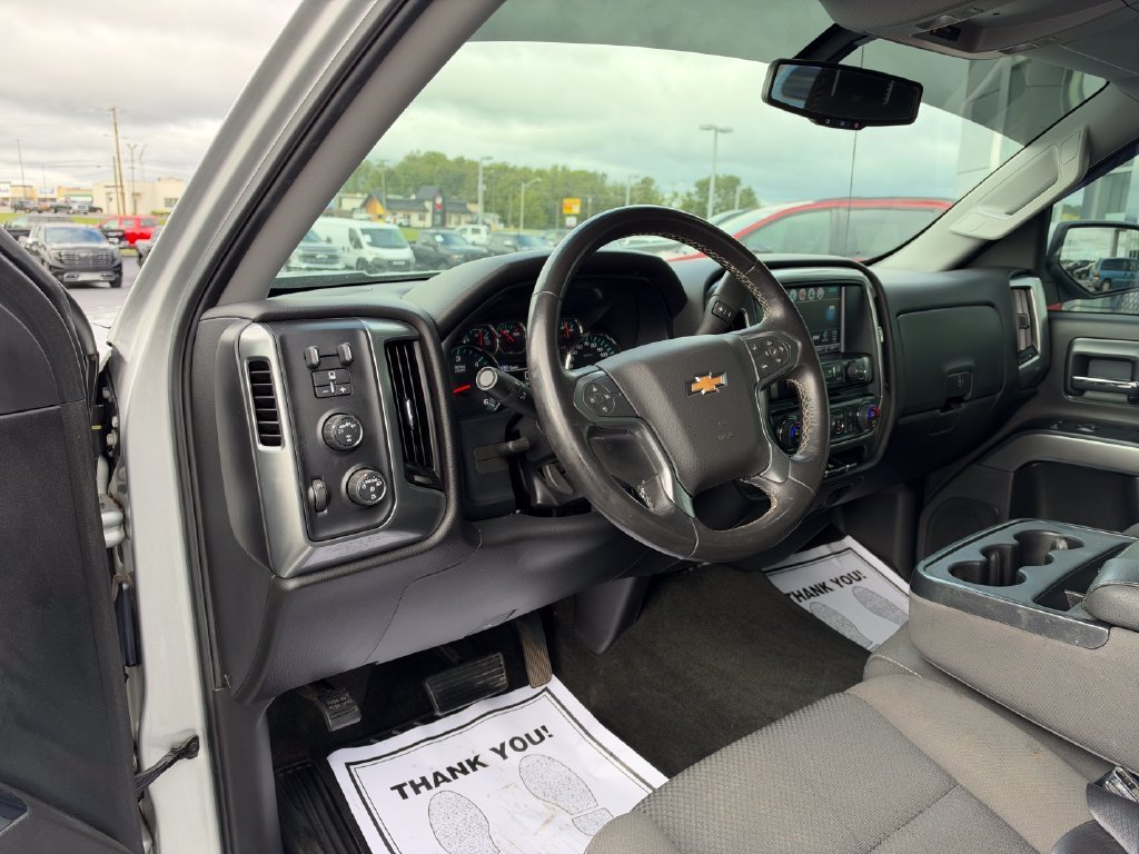 Used 2017 Silver Chevrolet LT image 11