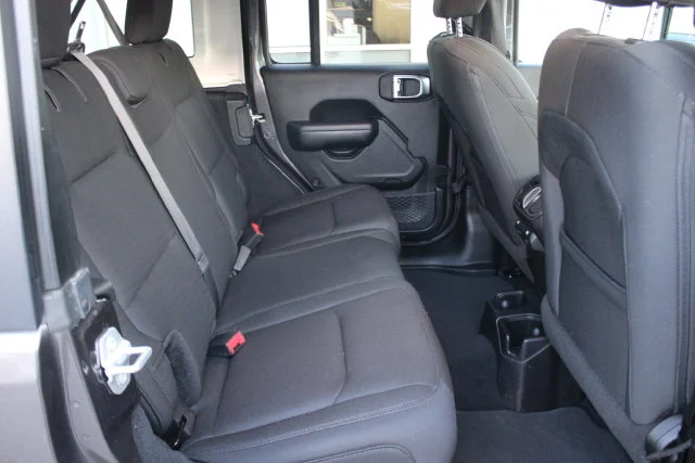 Used 2019 Gray Jeep Unlimited Sport S image 27