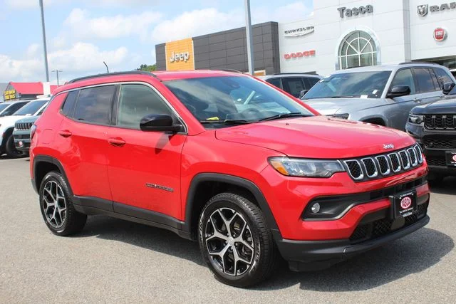 Used 2024 Red Jeep Latitude image 1