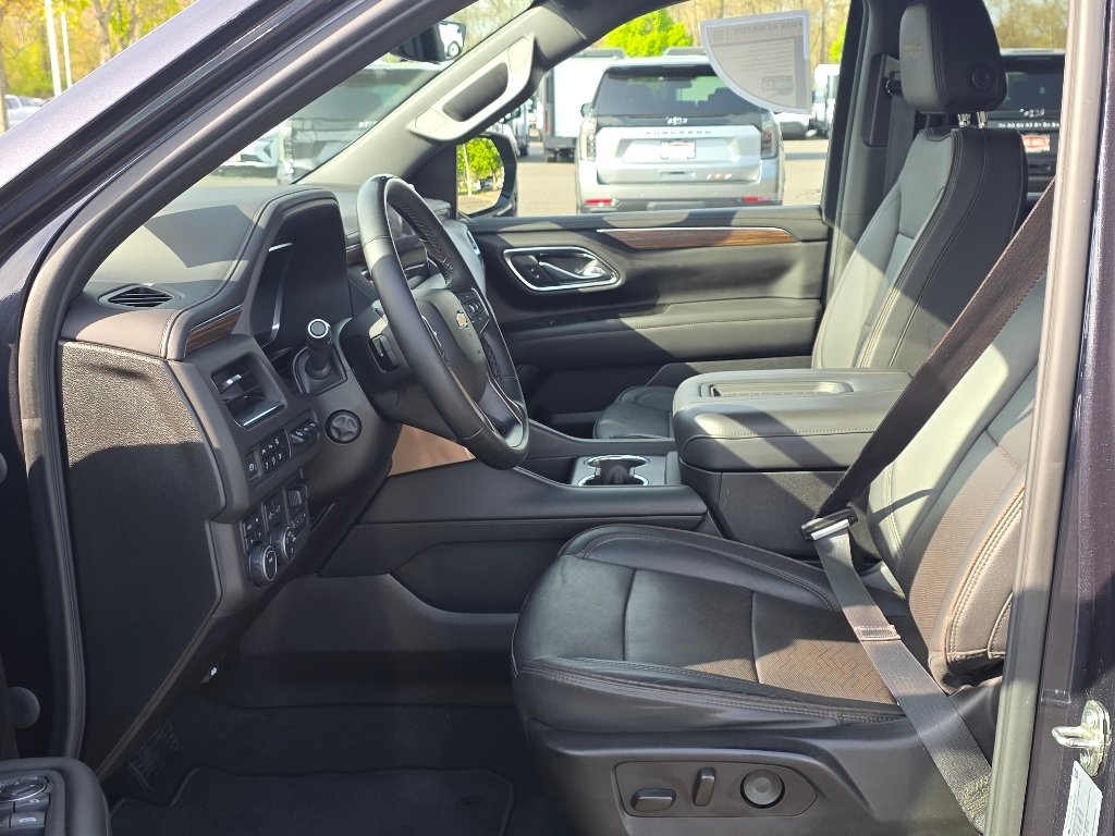 Certified Used 2023 Dark Ash Metallic Chevrolet High Country image 34