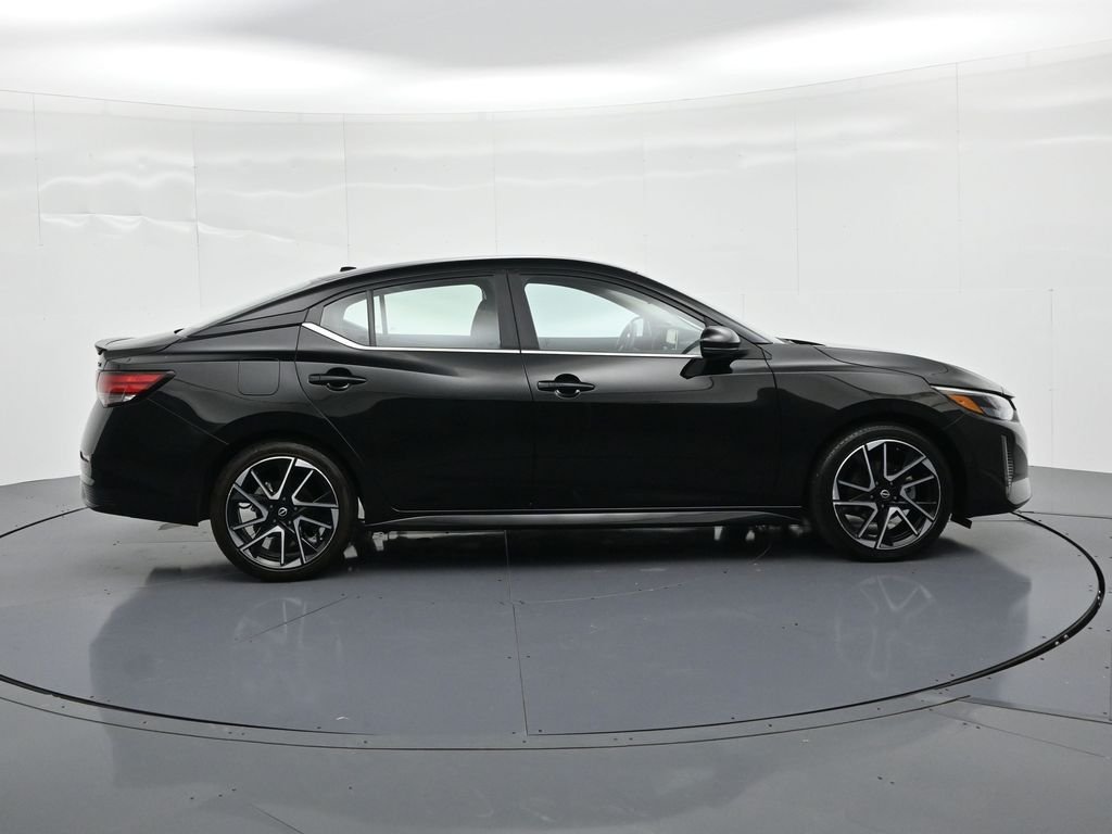 Used 2025 Black Nissan SR image 4