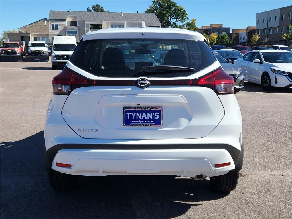 2025 Nissan KICKS PLAY Base - Photo 4