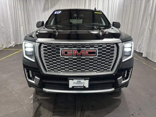 Used 2021 Black GMC Denali image 7