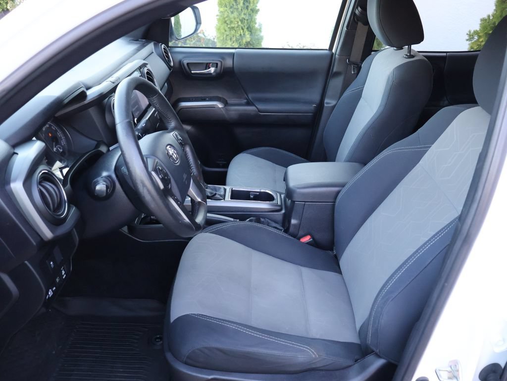 2020 Toyota Tacoma TRD Off Road - Photo 17