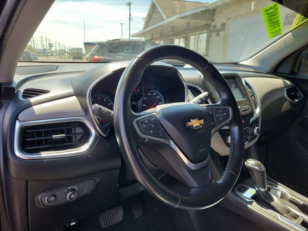 Used 2018 STORM BLUE METALLIC Chevrolet LT image 19