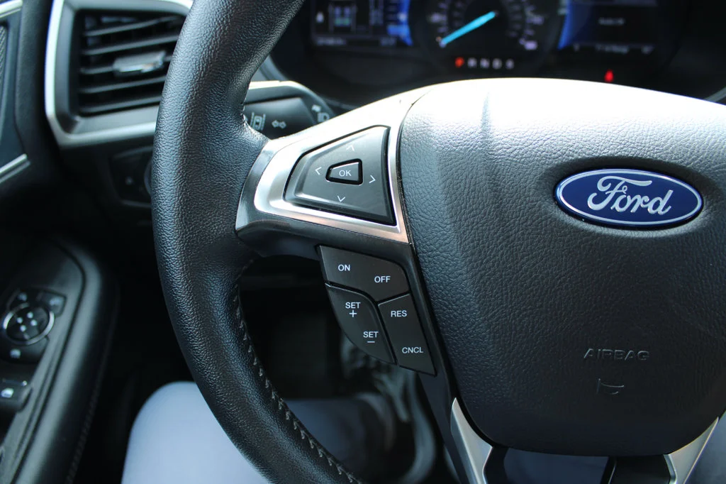 Certified Used 2024 Oxford White Ford SEL image 35