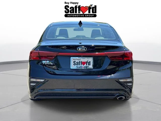 Used 2019 Black Kia LXS image 6
