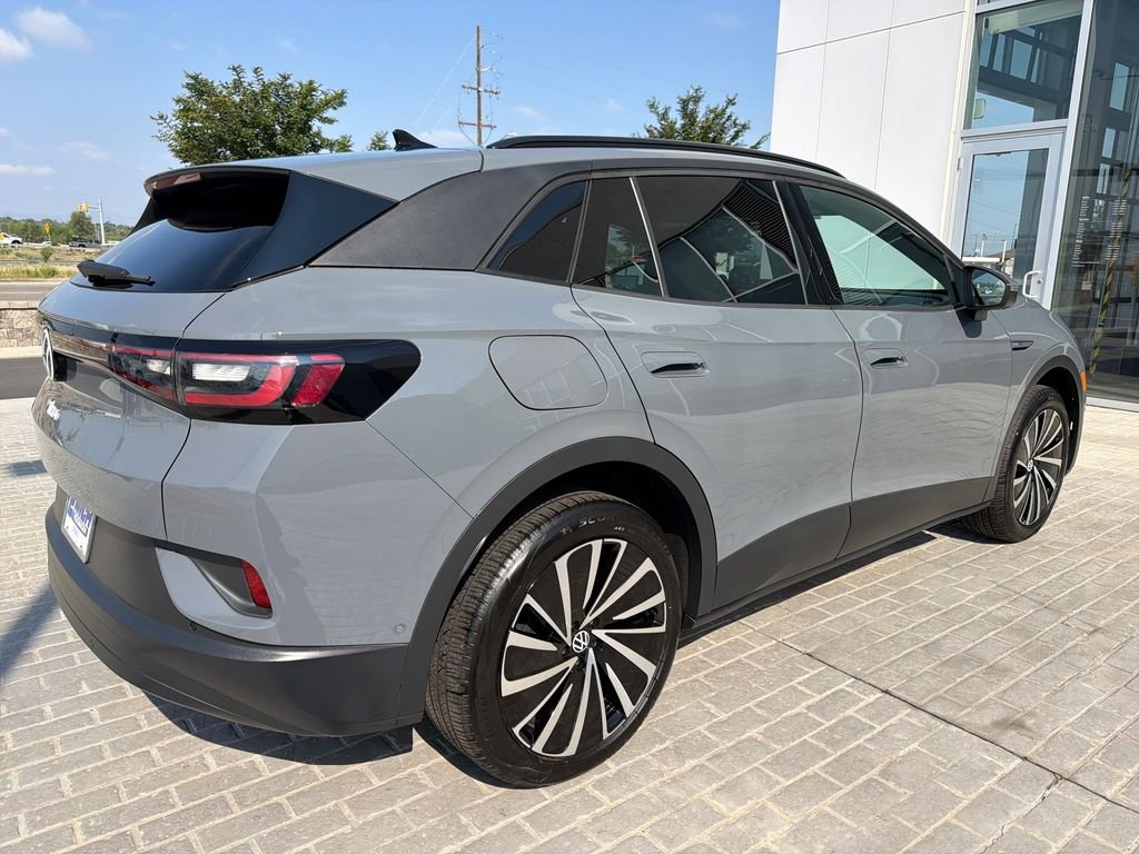 Certified Used 2025 Pure Gray Volkswagen Pro image 7