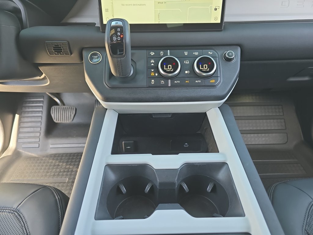 Certified Used 2025 White Land Rover S image 25