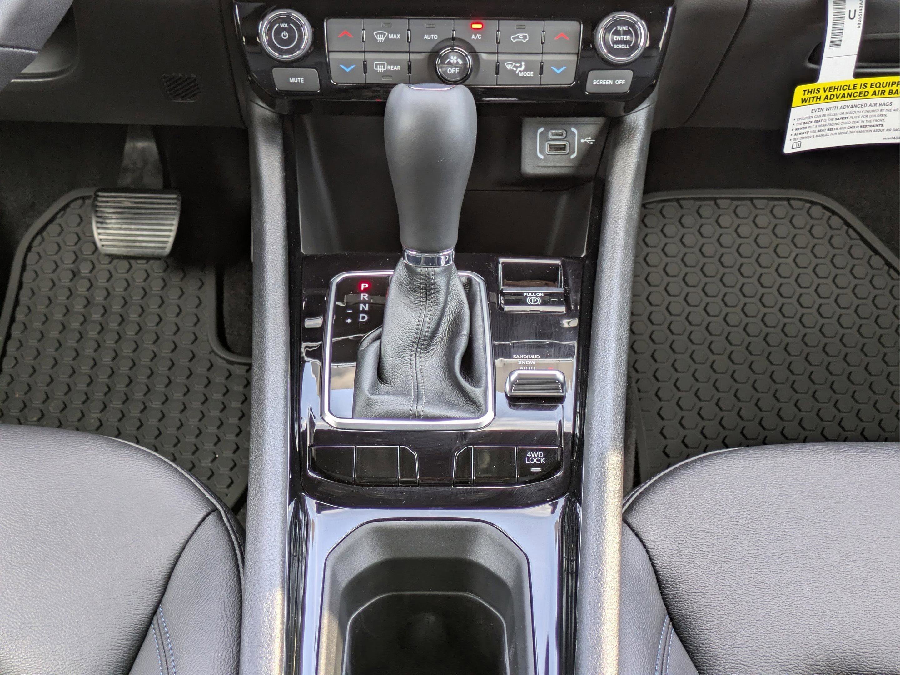 New 2026 Hydro Blue Pearlcoat Jeep Latitude Altitude image 20