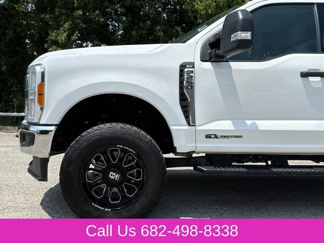 Used 2023 White Ford XLT image 5