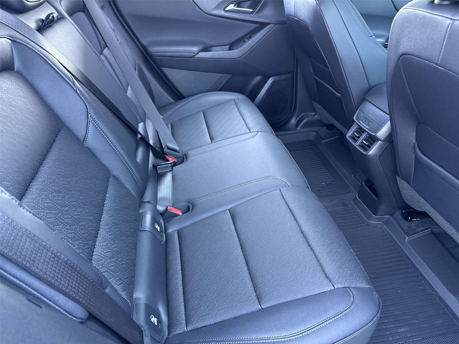 2026 Chevrolet Equinox LT - Photo 33