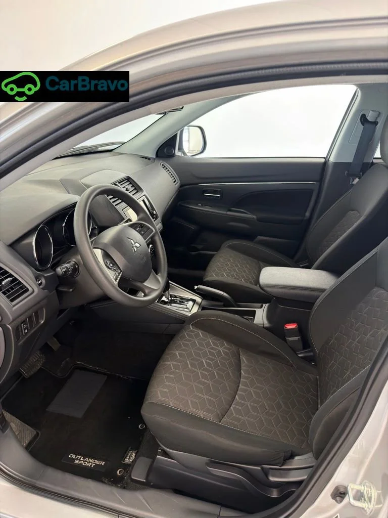 2025 Mitsubishi Outlander Sport ES - Photo 5