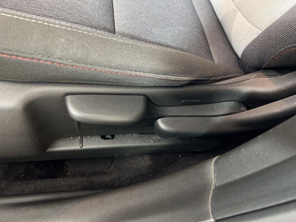 Used 2024 Crimson Chevrolet 1RS image 6