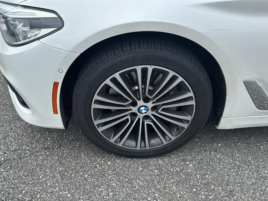 Used 2020 Mineral White Metallic BMW 530i xDrive image 14