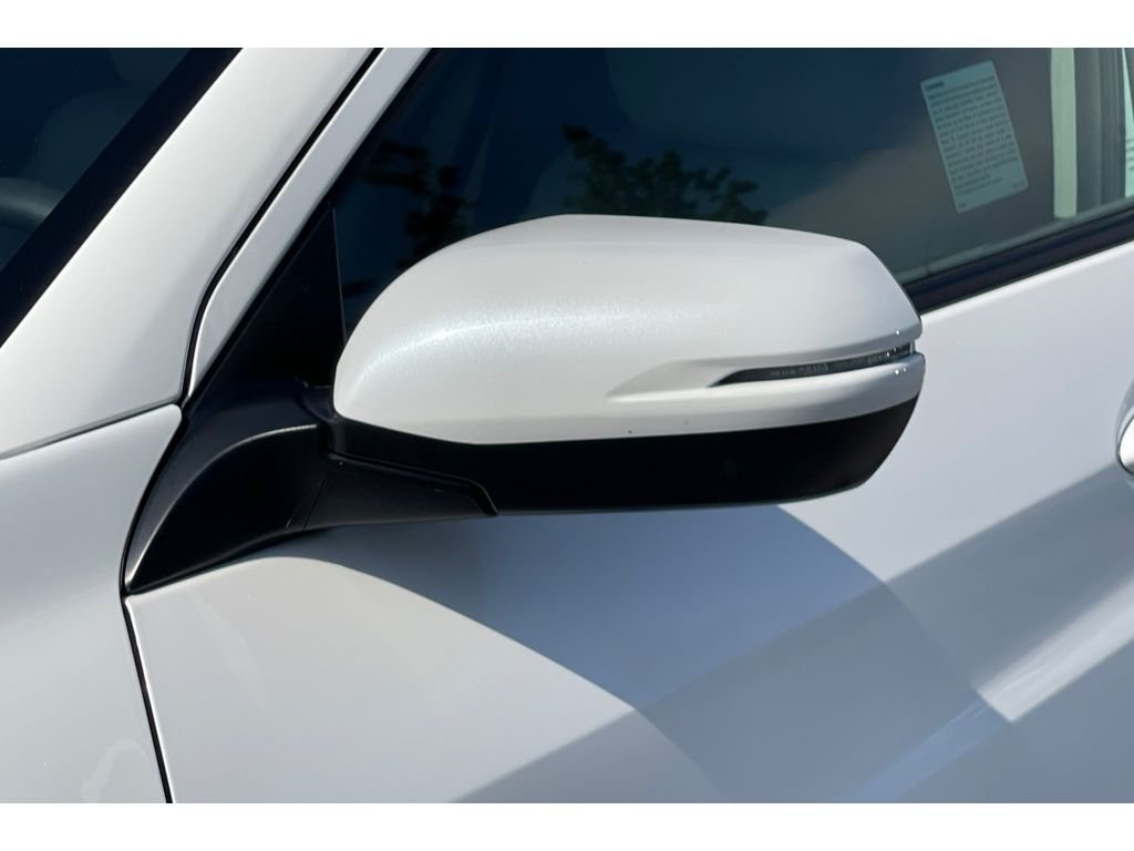Used 2018 White Orchid Pearl Honda EX-L Navi image 53