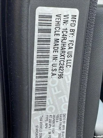 New 2026 Baltic Gray Metallic Clear-Coat Exterior Paint Jeep Laredo image 17