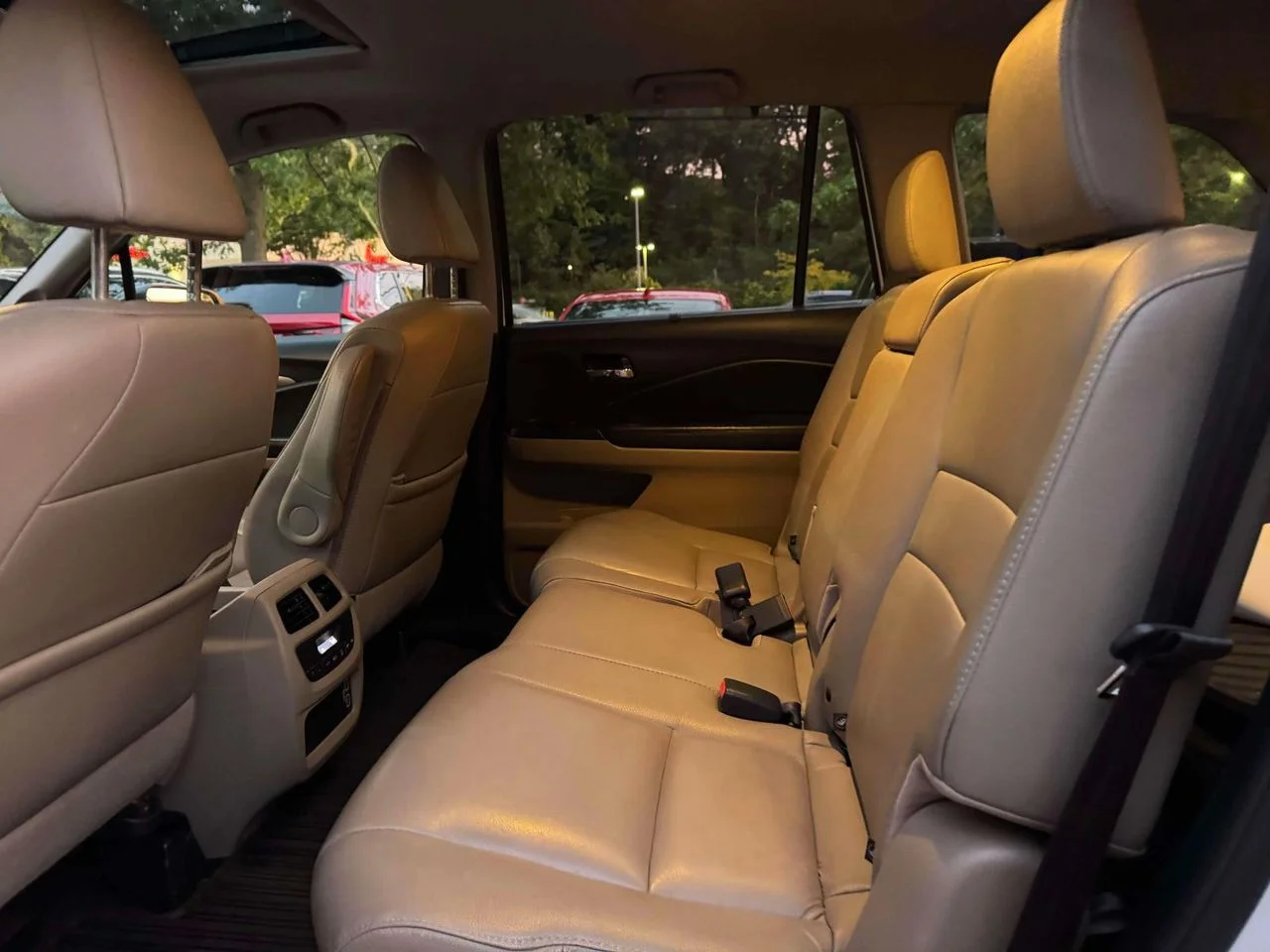 Used 2020 Platinum White Pearl Honda AWD EX-L image 15